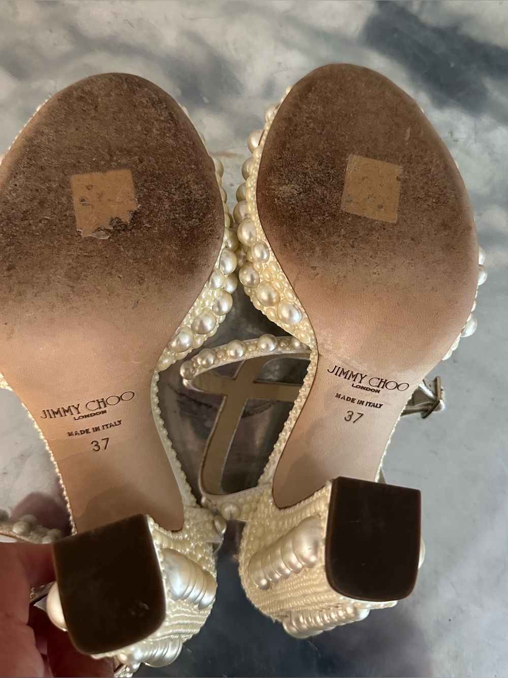 Jimmy Choo Sacaría 100 pearl embellished heels - Picture 5 of 13